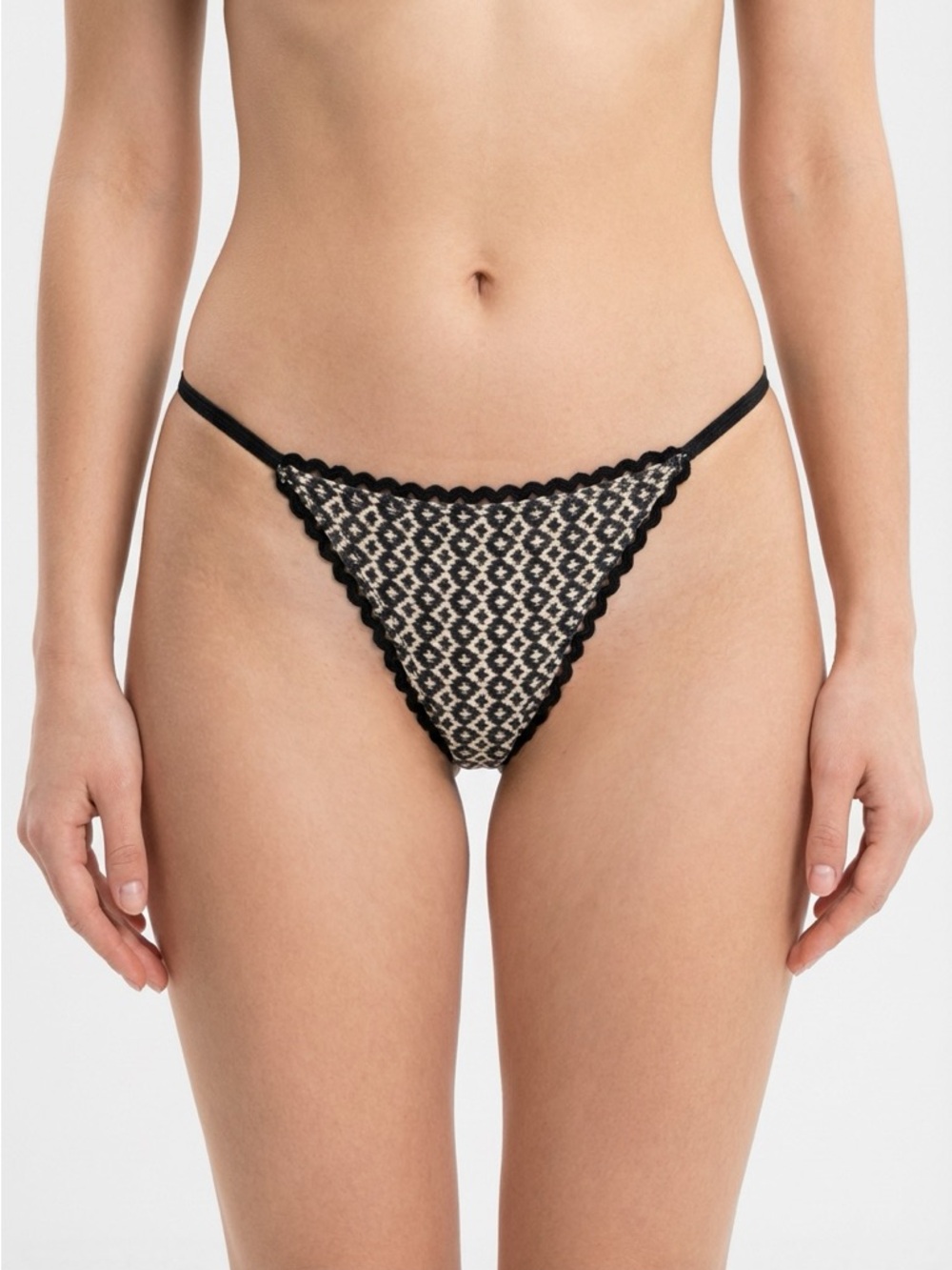 aerie Black & Cream Lace-Trim Thong Underwear